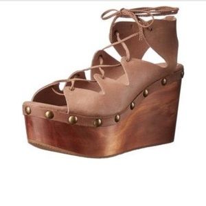 Five worlds by Cordani Raul wedge. Sz 7.5.